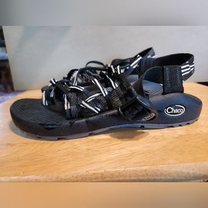 Women's size 8 Chaco Black Strapy Sandals - Used